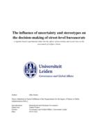 The influence of uncertainty and stereotypes on the decision-making of street-level bureaucrats